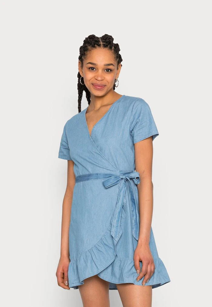 JDYBELLA LIFE DRESS - Robe En Jean - Light Blue Denim 3 JDYBELLA LIFE DRESS - Robe En Jean - Light Blue Denim