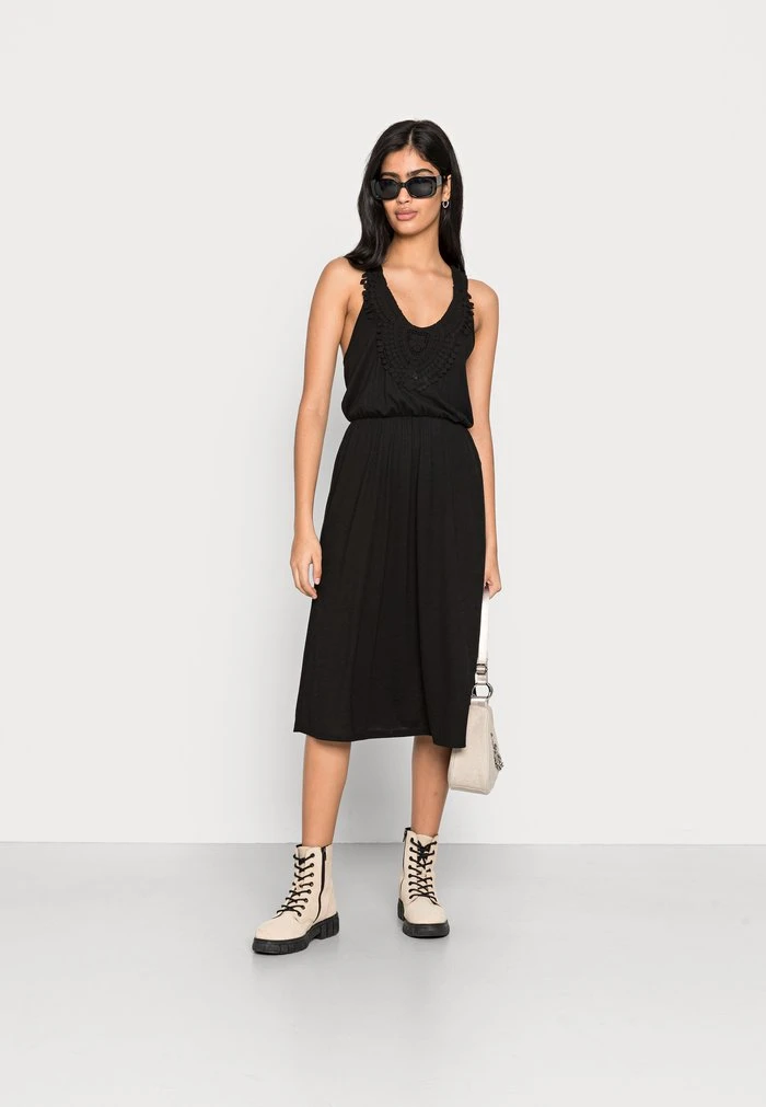 JDYDODO - Robe En Jersey - Black 4 JDYDODO - Robe En Jersey - Black – Image 2