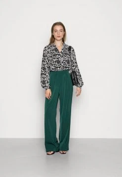 JDYROXANNE - Blouse - White Black Abstract Flowers -Promos JDY Boutique 62d6aa77e1e54376ab80ff205c0e79ca