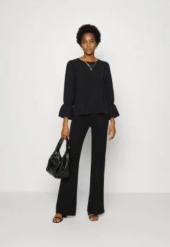 JDYLION ONECK - Blouse - Black 9 JDYLION ONECK - Blouse - Black -Promos JDY Boutique 6341eaffc22a45b9b4b66957bf77ef23