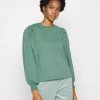 JDYMATHILDE - Sweatshirt - Sagebrush Green 2 JDYMATHILDE - Sweatshirt - Sagebrush Green -Promos JDY Boutique 63a39e6d20954e3e9236aeda62bd18dc