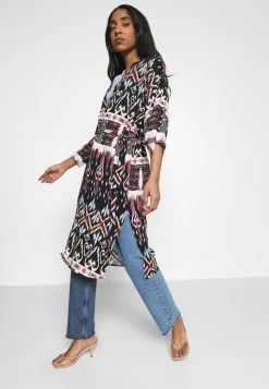 JDYTRAVIS LIFE 3/4 KIMONO - Veste Légère - Black 12 JDYTRAVIS LIFE 3/4 KIMONO - Veste Légère - Black -Promos JDY Boutique 64b3261d78ca4ea6b9774174620b70c6