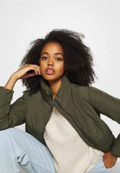 JDYNEWERICA SHORT PADDED JACKET - Veste D'hiver - Forest Night 11 JDYNEWERICA SHORT PADDED JACKET - Veste D'hiver - Forest Night -Promos JDY Boutique 65c1fd8e400345b6bce2eb269031d20d