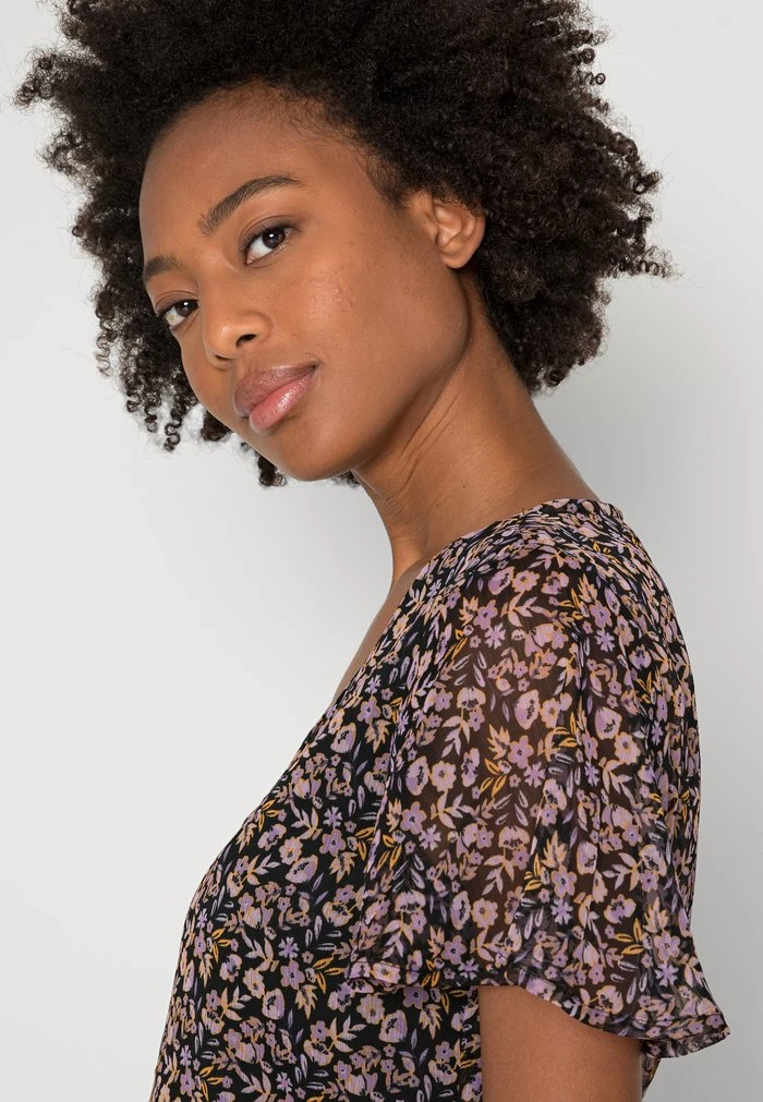 JDYCASSIE LIFE - Blouse - Odyssey Gray 7 JDYCASSIE LIFE - Blouse - Odyssey Gray – Image 5