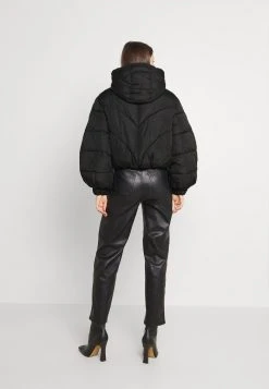 JDYDESTINY SHORT - Veste D'hiver - Black 9 JDYDESTINY SHORT - Veste D'hiver - Black -Promos JDY Boutique 6c78a495b561423db17693b876c61f20