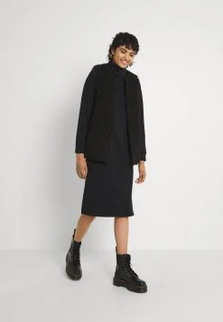 JDYLUCY LIFE L S RAGLAN SWEAT - Robe De Jour - Black 9 JDYLUCY LIFE L S RAGLAN SWEAT - Robe De Jour - Black -Promos JDY Boutique 6f811f2709f546fd97b19564622dcd78