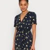 JDYSUE WRAP DRESS - Robe En Jersey - Night Sky/yellow Flower 2 JDYSUE WRAP DRESS - Robe En Jersey - Night Sky/yellow Flower -Promos JDY Boutique 74d22406520e46f3a415f023a9d47b5b