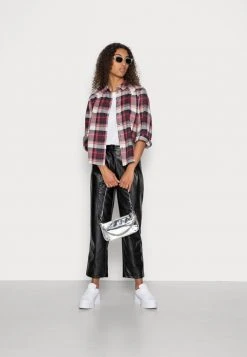 JDYEAGLE LIFE - Blouse - Cloud Dancer Checks 8 JDYEAGLE LIFE - Blouse - Cloud Dancer Checks -Promos JDY Boutique 75afeeb604ec4d57bc0fb1f109cc7189