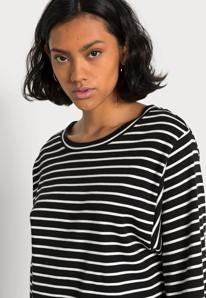 JDYMAGGIE - T-shirt à Manches Longues - Black/antique White 7 JDYMAGGIE - T-shirt à Manches Longues - Black/antique White – Image 5