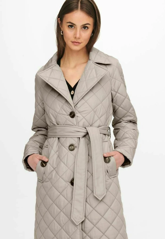 JDYTORA LONG QUILT - Veste D'hiver - Simply Taupe 6 JDYTORA LONG QUILT - Veste D'hiver - Simply Taupe – Image 4