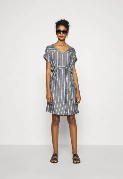 JDYJANINE DRESS - Robe De Jour - Sky Captain/white 9 JDYJANINE DRESS - Robe De Jour - Sky Captain/white -Promos JDY Boutique 79de325ab3114a83b126dff9ff4f7c1b