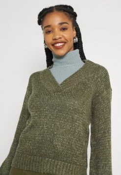 JDYHILARY V-NECK - Pullover - Kalamata 11 JDYHILARY V-NECK - Pullover - Kalamata -Promos JDY Boutique 7c643fbf4cf944238ddf7aea099380ba