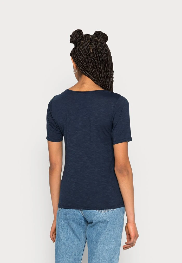 JDYDODO LACE - T-shirt Basique - Sky Captain 5 JDYDODO LACE - T-shirt Basique - Sky Captain – Image 3