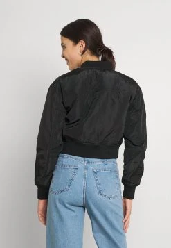 JDYDELTA CROPPED JACKET - Blouson Bomber - Black 10 JDYDELTA CROPPED JACKET - Blouson Bomber - Black -Promos JDY Boutique 7db86f81afa44dc6966827c6d3885d03