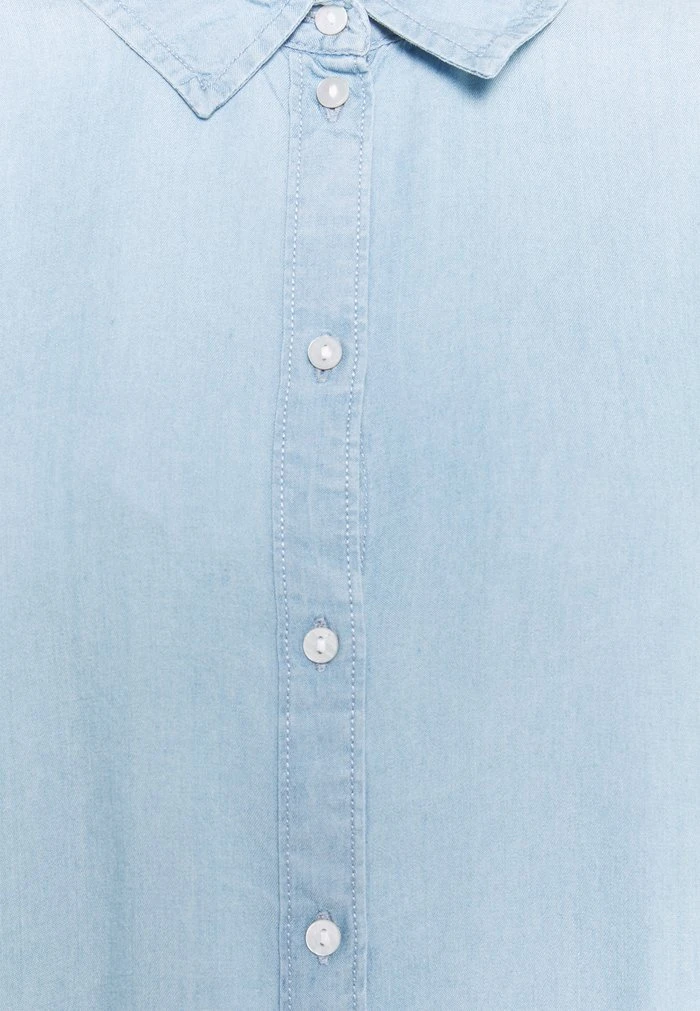 JDYOLIVIA LIFE - Chemisier - Light Blue Denim 5 JDYOLIVIA LIFE - Chemisier - Light Blue Denim – Image 3
