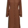 JDY Robe Chemise - Cinnamon 1 JDY Robe Chemise - Cinnamon -Promos JDY Boutique 8495365ed08f4241801cd3d5de4808f3