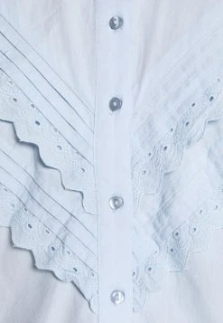 JDYMUMBAI LIFE - Robe Chemise - Cashmere Blue 17 JDYMUMBAI LIFE - Robe Chemise - Cashmere Blue -Promos JDY Boutique 850e903999d8458791cee13218ea6aa0