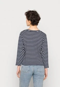 JDYMAGGIE - T-shirt à Manches Longues - Black Iris 9 JDYMAGGIE - T-shirt à Manches Longues - Black Iris -Promos JDY Boutique 867dda46888d4adb87a3fc6091ff5fd4