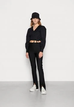 JDYROSA WRAP - T-shirt à Manches Longues - Black 8 JDYROSA WRAP - T-shirt à Manches Longues - Black -Promos JDY Boutique 8750b9a9e84c46f299fe33574bdcefb1