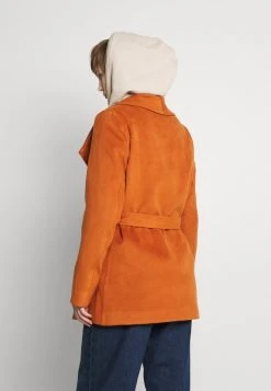 JDYDANNIE ELISE SHORT - Manteau Court - Ginger Bread 10 JDYDANNIE ELISE SHORT - Manteau Court - Ginger Bread -Promos JDY Boutique 87a4f47f38734b148af67063e8213f39