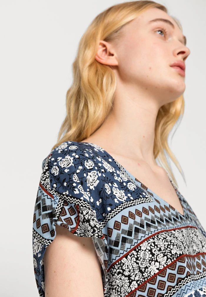 JDYSTARR LIFE V NECK - Blouse - Blue Indigo 7 JDYSTARR LIFE V NECK - Blouse - Blue Indigo – Image 5