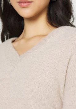 JDYALESSI LIFE V NECK - Pullover - Simply Taupe -Promos JDY Boutique 8ba3286bb92a45269b7b87f3d1b04033
