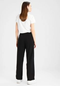 JDY Pantalon Classique - Black 9 JDY Pantalon Classique - Black -Promos JDY Boutique 901e56c4ee094cbe9f7090f96734d91f