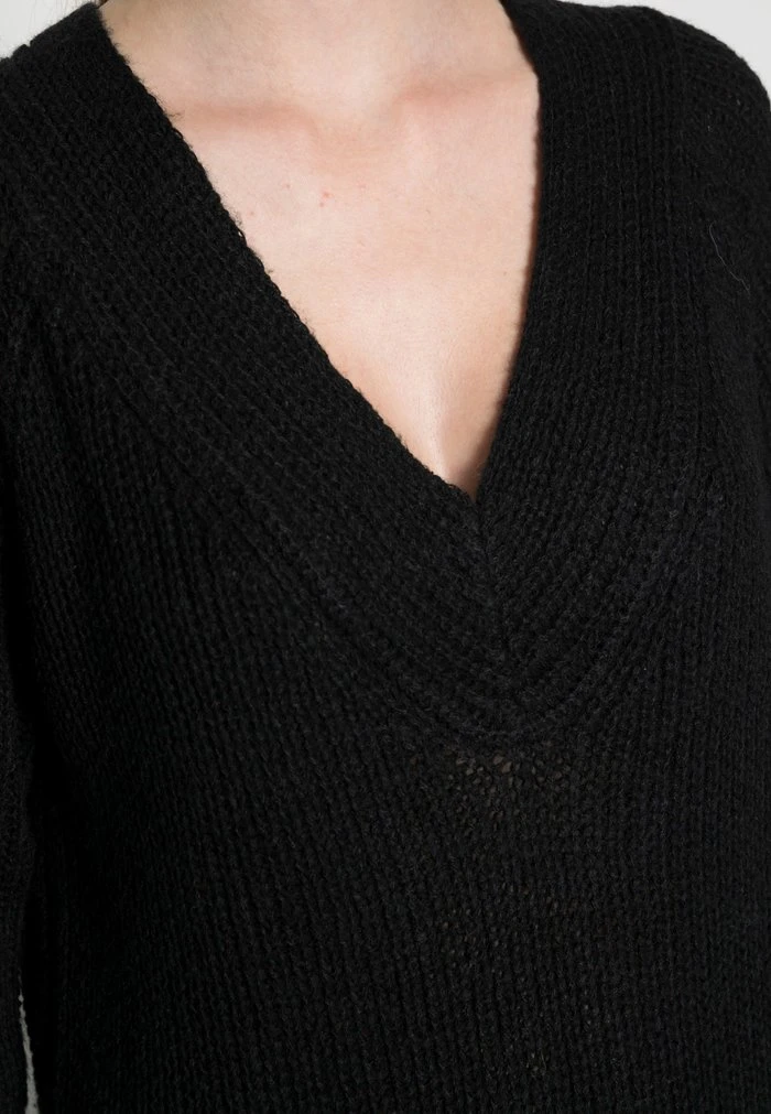 JDYWENDY V NECK DRESS - Robe Pull - Black 7 JDYWENDY V NECK DRESS - Robe Pull - Black – Image 5