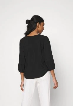 JDYLAURA - T-shirt à Manches Longues - Black 9 JDYLAURA - T-shirt à Manches Longues - Black -Promos JDY Boutique 94ea603139ec47609b389de3ab8f94ae