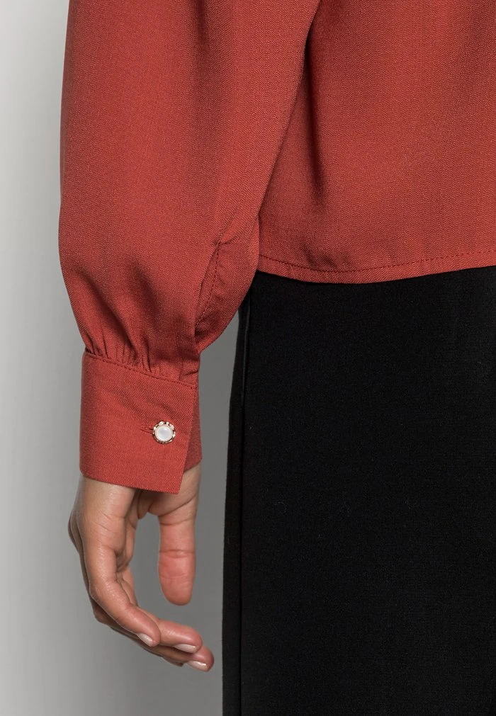 JDY SELINA - T-shirt à Manches Longues - Tandoori Spice 7 JDY SELINA - T-shirt à Manches Longues - Tandoori Spice – Image 5