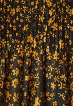 JDYBOA BILLION PLISSE - T-shirt à Manches Longues - Black 7 JDYBOA BILLION PLISSE - T-shirt à Manches Longues - Black -Promos JDY Boutique 9758575d7cf84a40ba7bacfef7d6e569