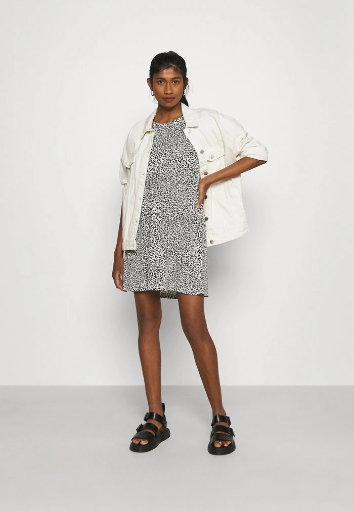 JDYKIRKBY SHORT DRESS - Robe De Jour - Cloud Dancer 4 JDYKIRKBY SHORT DRESS - Robe De Jour - Cloud Dancer – Image 2