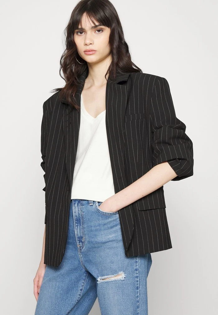 JDYFAROCK LIFE V NECK - T-shirt Basique - Cloud Dancer 6 JDYFAROCK LIFE V NECK - T-shirt Basique - Cloud Dancer – Image 4