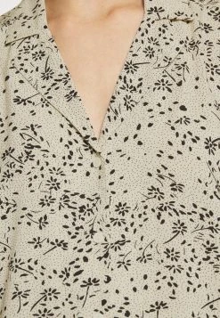 JDYSTARR LIFE SHIRT - Chemisier - Tapioca/black -Promos JDY Boutique 9b06cd342d484cf29722abb7f8f3c6c5