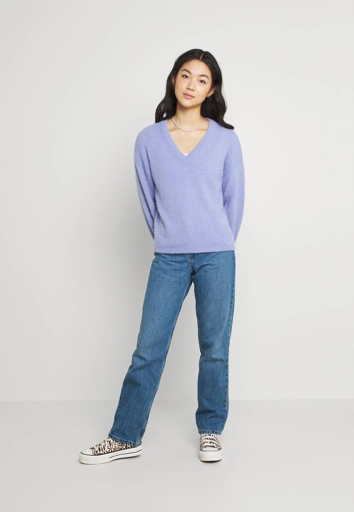 JDYALESSI LIFE V NECK - Pullover - Jacaranda 4 JDYALESSI LIFE V NECK - Pullover - Jacaranda – Image 2