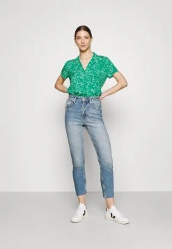 JDYSTARR LIFE SHIRT - Chemisier - Greenlake/cloud Dancer 8 JDYSTARR LIFE SHIRT - Chemisier - Greenlake/cloud Dancer -Promos JDY Boutique a3c1f95e9a15459dad7d5d7fc23fb571