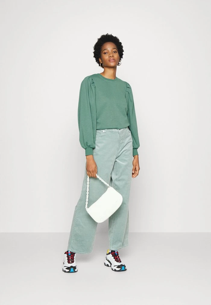 JDYMATHILDE - Sweatshirt - Sagebrush Green 4 JDYMATHILDE - Sweatshirt - Sagebrush Green – Image 2