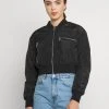 JDYDELTA CROPPED JACKET - Blouson Bomber - Black 1 JDYDELTA CROPPED JACKET - Blouson Bomber - Black -Promos JDY Boutique a8124b4c93e6425c86fec6df74a98f50