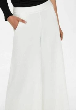 JDY Pantalon Classique - Cloud Dancer 11 JDY Pantalon Classique - Cloud Dancer -Promos JDY Boutique a82da32cfda145c0bffea8eea6e64a71