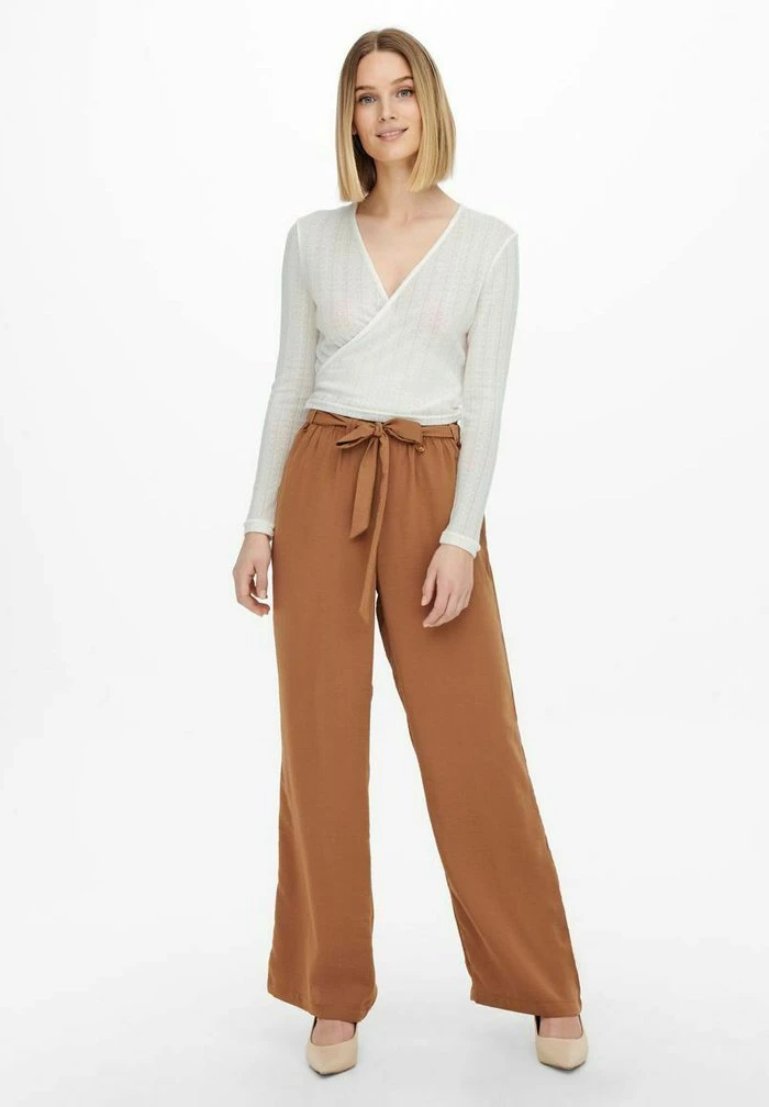 JDY WICKEL - T-shirt à Manches Longues - White 4 JDY WICKEL - T-shirt à Manches Longues - White – Image 2