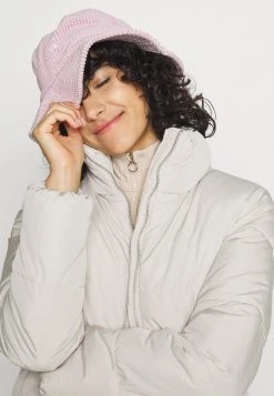 JDYNEWERICA SHORT PADDED JACKET - Veste D'hiver - Moonbeam 11 JDYNEWERICA SHORT PADDED JACKET - Veste D'hiver - Moonbeam -Promos JDY Boutique ad5d8cd7636544e8af3e62c0a52c7317