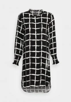 JDYPIPPA - Robe Chemise - Black/white 10 JDYPIPPA - Robe Chemise - Black/white -Promos JDY Boutique adcd8570f53d44948c4091893a114596