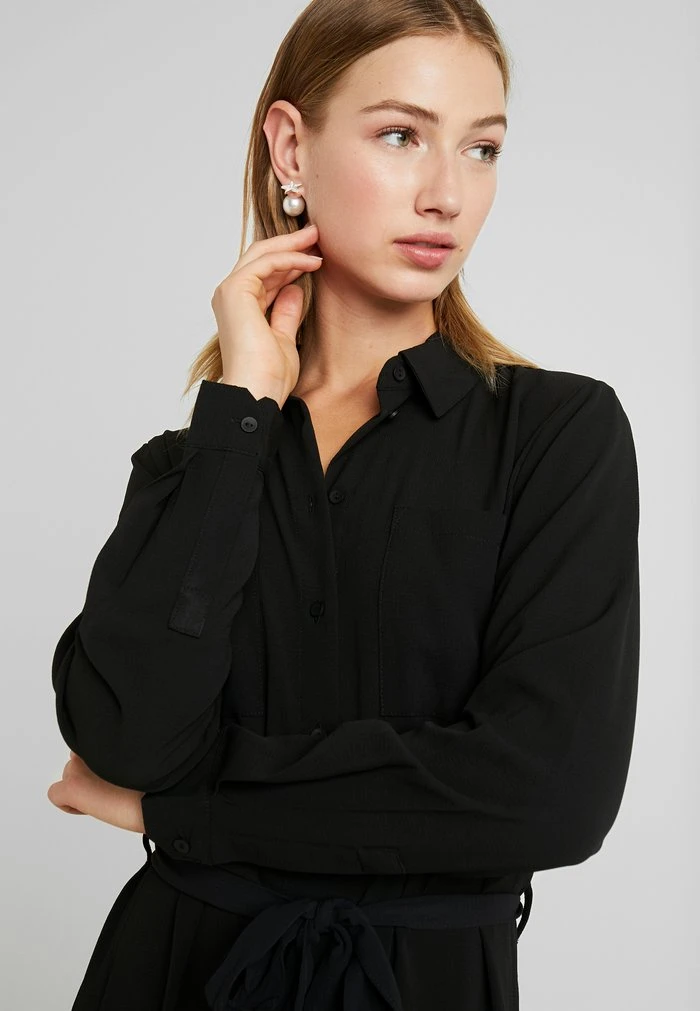 JDYPINTO MIDI DRESS - Robe Chemise - Black 7 JDYPINTO MIDI DRESS - Robe Chemise - Black – Image 5