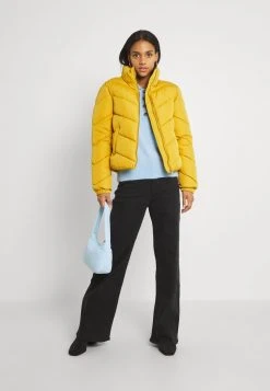 JDYFINNO - Veste D'hiver - Light Gold Zip 9 JDYFINNO - Veste D'hiver - Light Gold Zip -Promos JDY Boutique b20bff3b7ed24877b406bd575af159ac