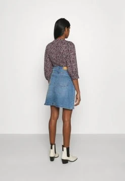 JDYTYSON LIFE - Jupe En Jean - Light Blue 11 JDYTYSON LIFE - Jupe En Jean - Light Blue -Promos JDY Boutique b2fa558127df47af81328fd93f24be04