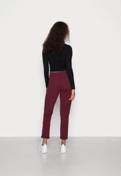 JDYDELICIOUS MIA ANCLE SOLID PANT - Pantalon Classique - Windsor Wine 9 JDYDELICIOUS MIA ANCLE SOLID PANT - Pantalon Classique - Windsor Wine -Promos JDY Boutique b375f9fce30140a3b5bad38467ab6592