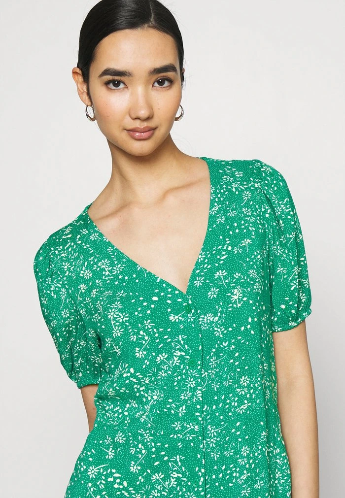 JDYSTAAR LIFE SHIRT DRESS - Robe De Jour - Greenlake/cloud Dancer 6 JDYSTAAR LIFE SHIRT DRESS - Robe De Jour - Greenlake/cloud Dancer – Image 4