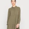 JDYPIPER DRESS - Robe Chemise - Kalamata 1 JDYPIPER DRESS - Robe Chemise - Kalamata -Promos JDY Boutique bcc8b954760040cd9b31d1ea721c5d49