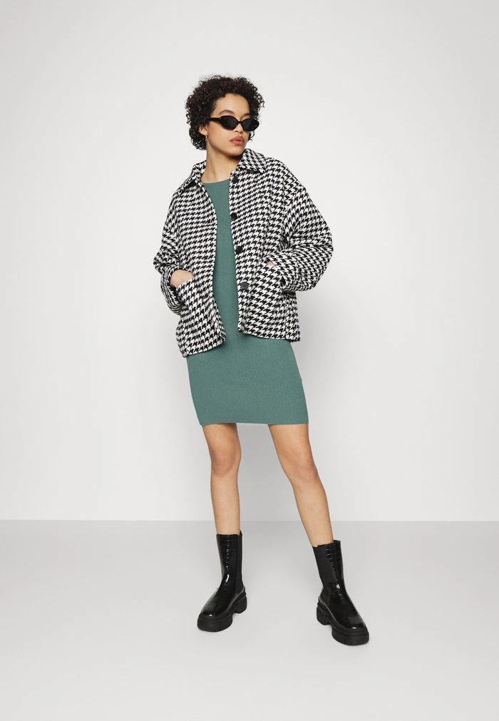 JDYPLUM ONECK BUTTON DRESS - Robe Pull - Sagebrush Green 4 JDYPLUM ONECK BUTTON DRESS - Robe Pull - Sagebrush Green – Image 2