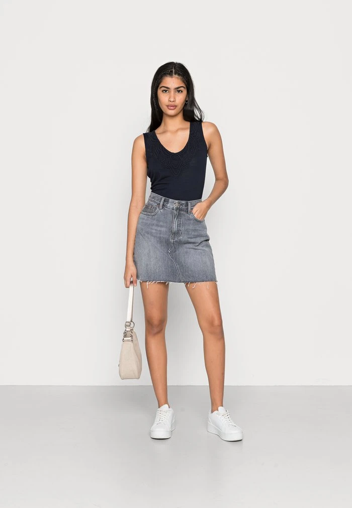 JDYDODO - Débardeur - Sky Captain 4 JDYDODO - Débardeur - Sky Captain – Image 2